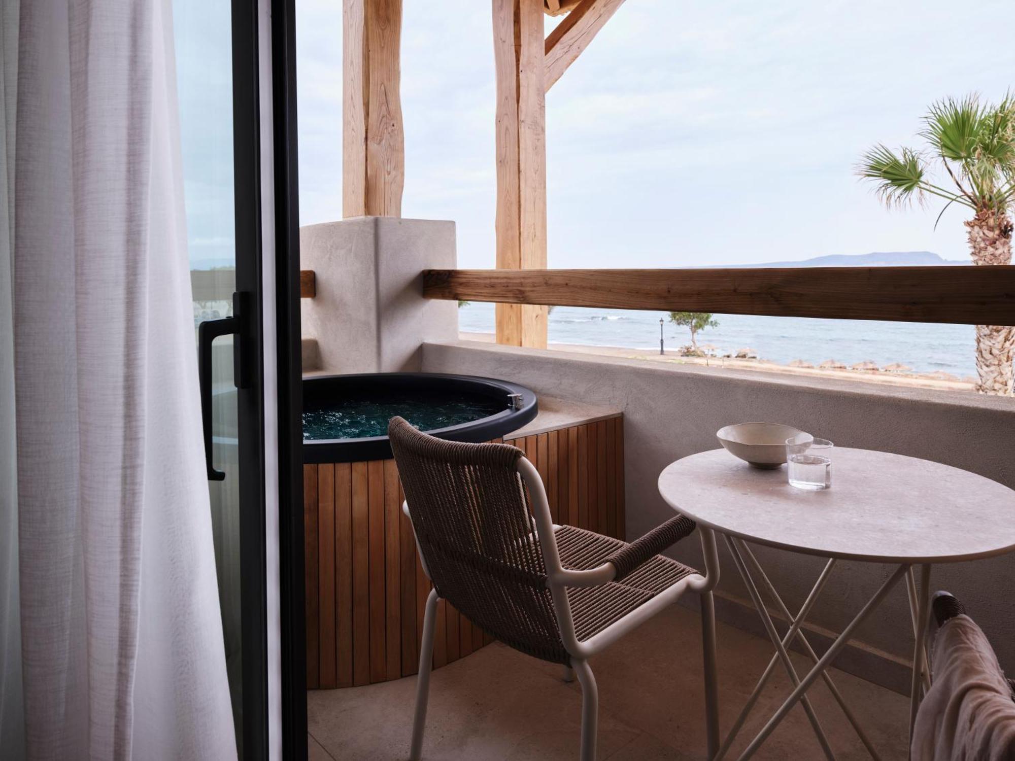 Stella Blue Seaside 渡假村 4*